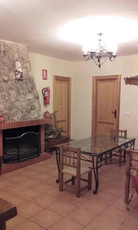 Ribatajada Apartamentos Serrano מראה חיצוני תמונה