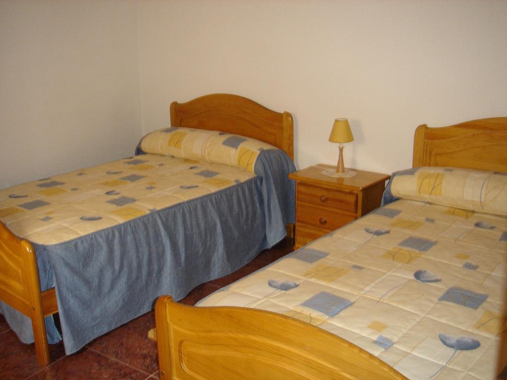 Ribatajada Apartamentos Serrano מראה חיצוני תמונה