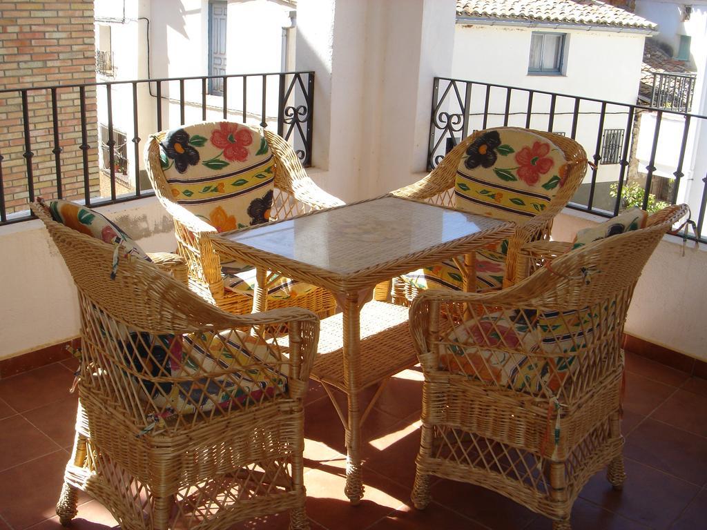 Ribatajada Apartamentos Serrano מראה חיצוני תמונה