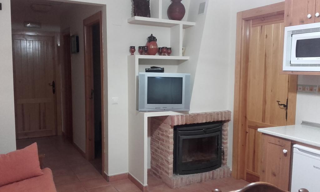 Ribatajada Apartamentos Serrano מראה חיצוני תמונה