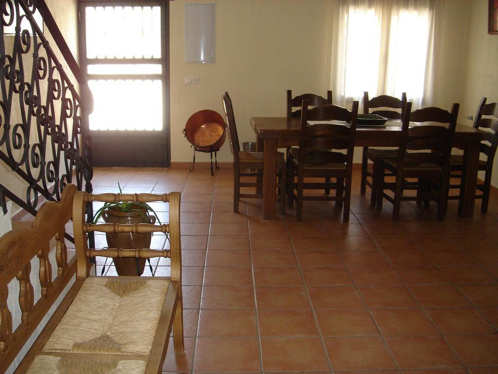 Ribatajada Apartamentos Serrano מראה חיצוני תמונה